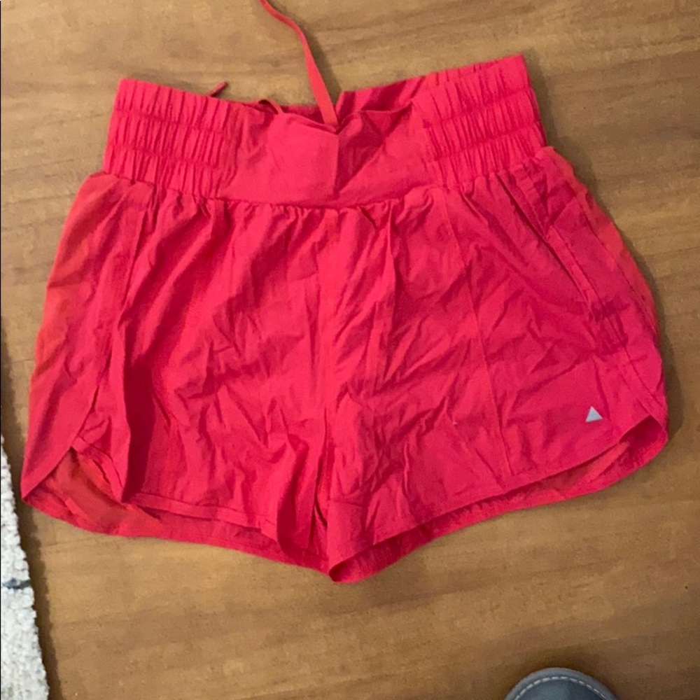 Balance Athletica breeze Short - Hibiscus - M